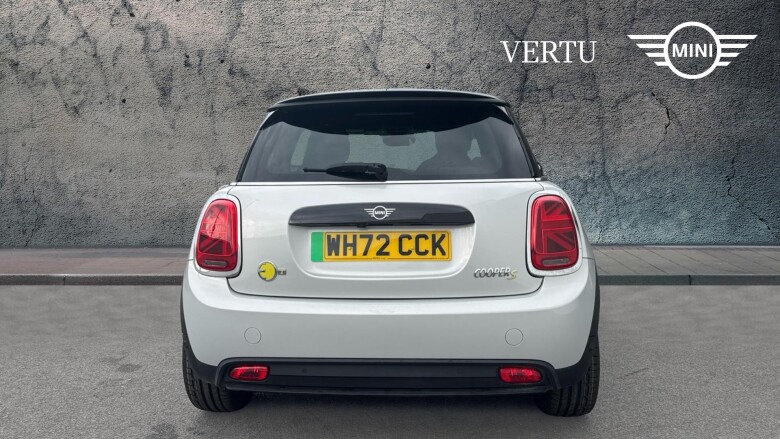 MINI Hatchback 135kW Cooper S Level 2 33kWh 3dr Auto Electric Hatchback